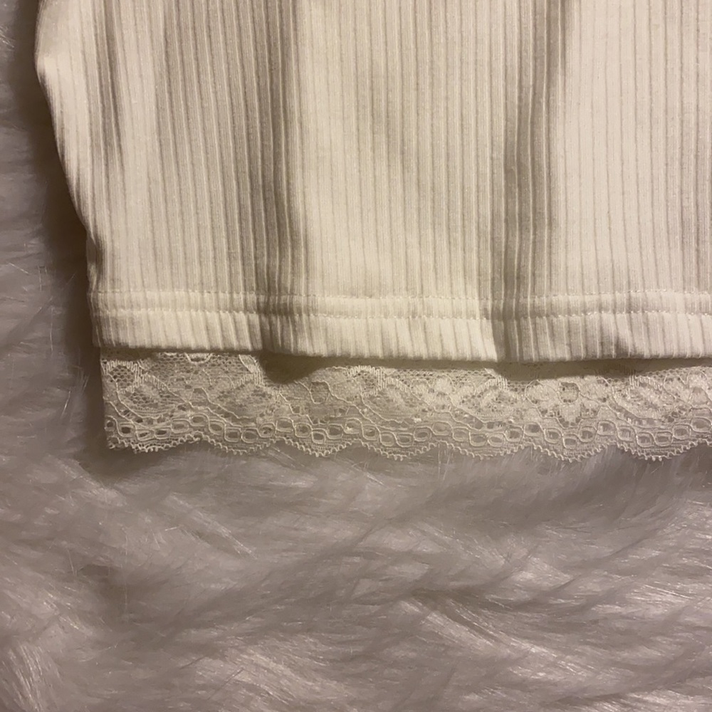 SHEIN crop top - Picture 2 of 3